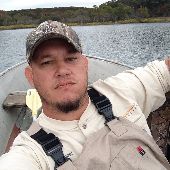 Meet your Posher, Johnny - Picture 2 of 4